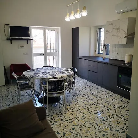 La Casa Gialla Nel Cilento Διαμέρισμα Agnone Cilento
